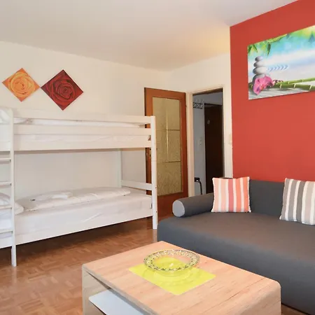 Low Budget Areit Lozano By Ged Apartment Zell am See